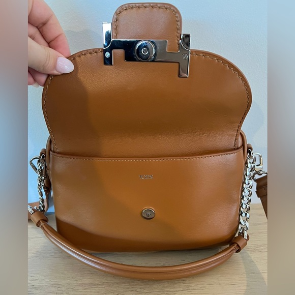 Tod’s double T camera bag - Picture 5 of 10